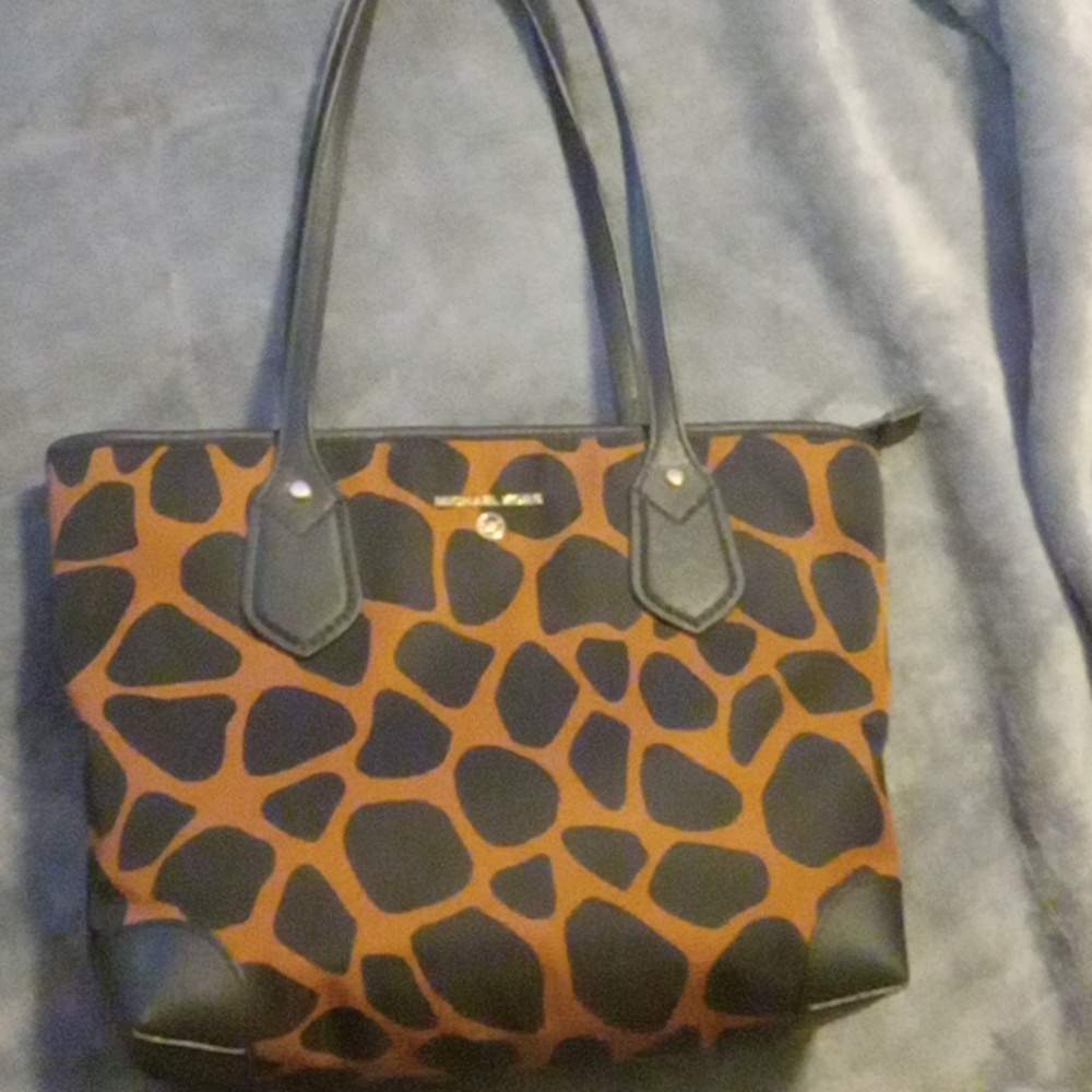 Michael Kors zipper tote